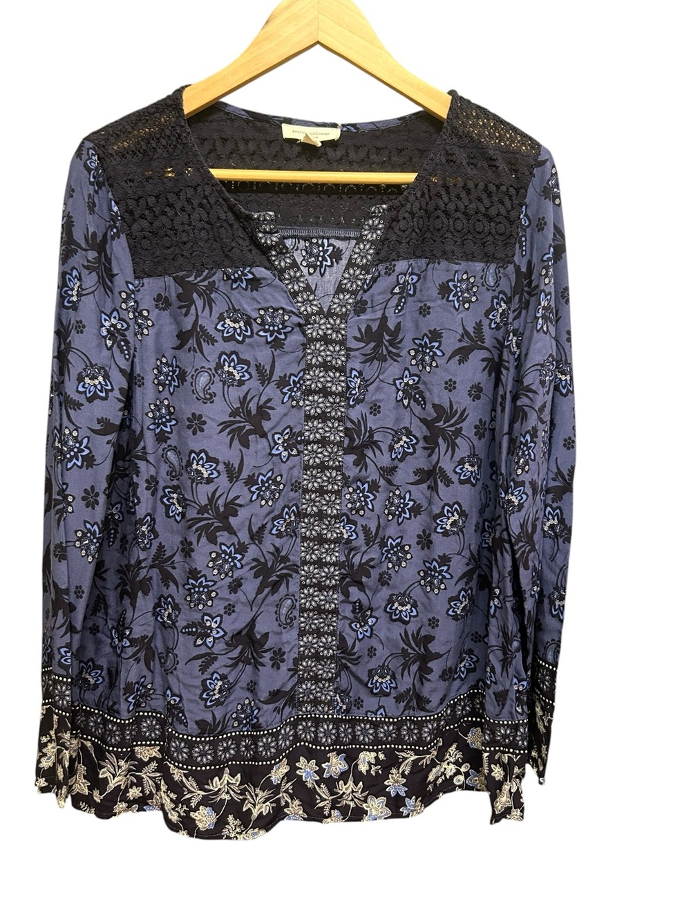 BeachLunchLounge Blue Floral Split V-neck Pullover Blouse Size L